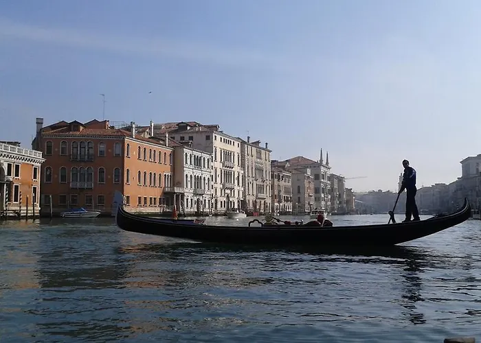 Ca' Delle Maschere *